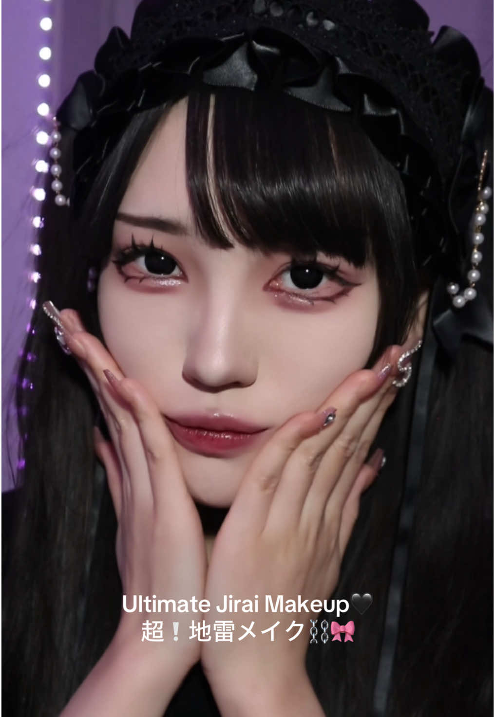 Oh I love jirai makeup sm🥹💖💖 #jiraikei #jiraikeimakeup #jbeauty #japanesemakeup #japanese #kawaii #fyp #地雷メイク #地雷系 #地雷系女子 #病みメイク #ヘッドドレス 