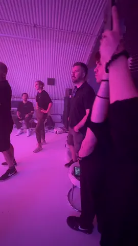 Good thing i like an audience 😅 #bts #onset #fullcrew #audience #musicvideoshoot #rocksinger 