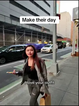 Make their day 🤍 #pov #social #confidence #socialskills #wholesome #extrovert 