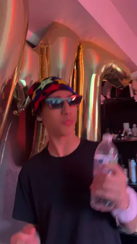 in the KLUERBBB WE ALL FAMMMM