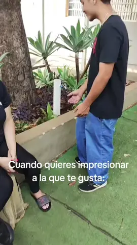 Cuando quieres impresionar a la que te gusta: #meme #foruyou #friend #escuela 