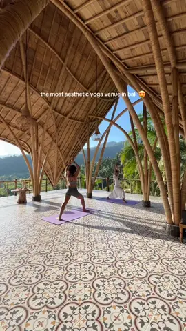 Rekomendasi Tempat Liburan di Bali 🌴 📍Maha Hills Resort #singarajabali #islandvibes #healing#HiddenGemsBali #fyp #islandvibes #singaraja #buleleng #denpasar #BaliAdventure #BaliAdventure #villabali #Balindonesia #bali #balihiddengem #liburan #staycation 