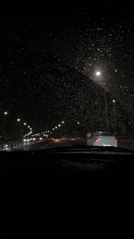 Dardlarimni bilgandek yog'adi yomg'ir🌧😍 #fypシ゚ #рек #рекомендации #trend 