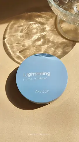 Lightening powder foundation dari @wardahofficial yang bikin makeup jadi sat set #wardahbeauty #powder #ugcbeauty #ugccreator #powderfoundation #bedakpadat #makeup #wardah #beautytips 