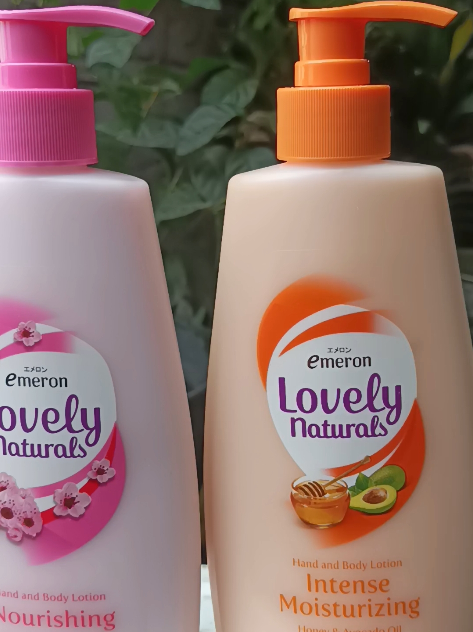 Membalas @wardiantowardi36 2 botol cuma 20ribuan aja  handbody emeron lovely natural 400ml#emeronlovely400ml #handbodyviral #bodylotion 