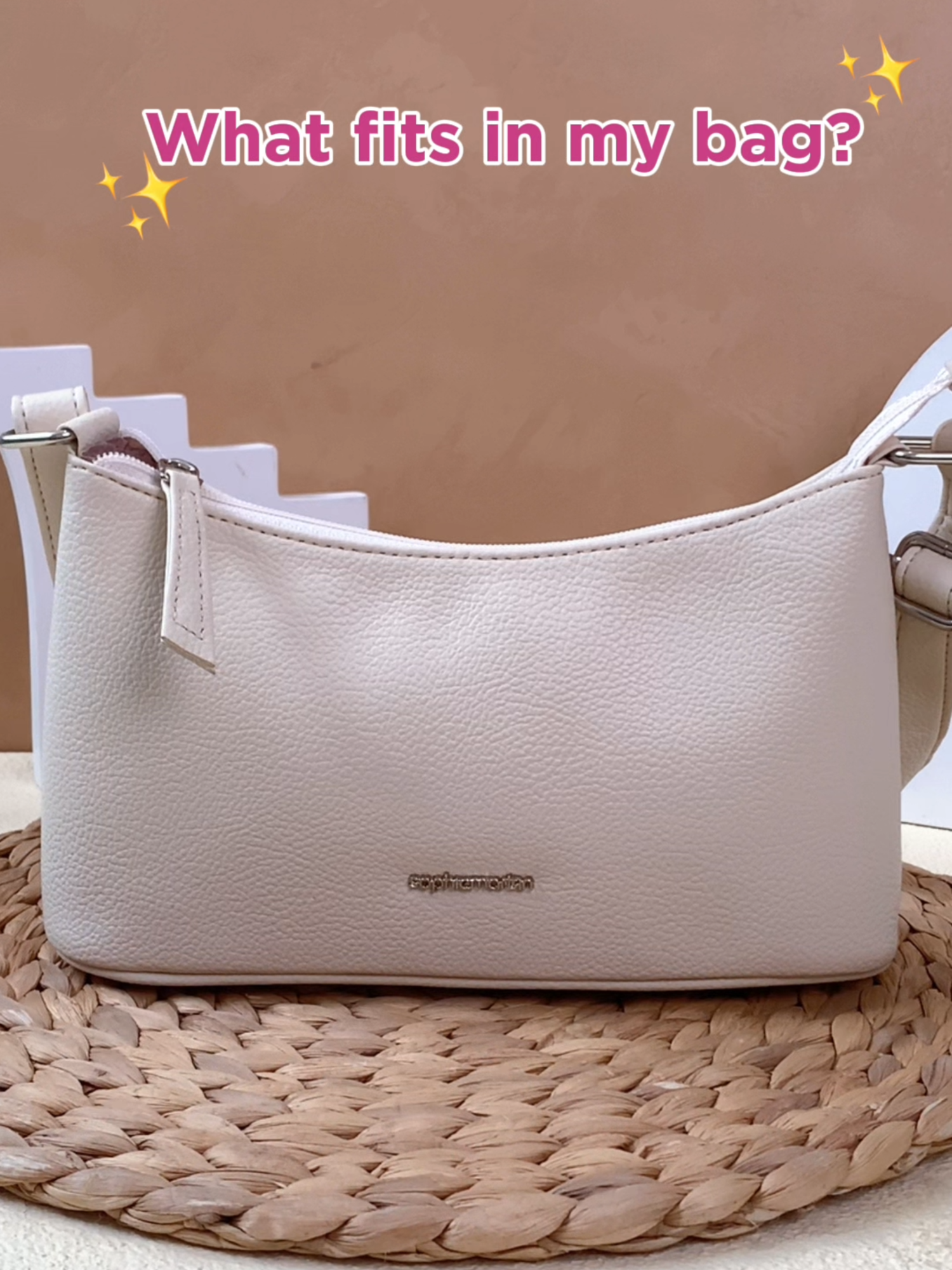 Tas Slim tapi muat banyak, ya pastinya Orlana Bag dari Sophie Martin!🥰💼 #sophiemartin #orlanabag #promoguncang1010 #WIBGajian #BeliLokal