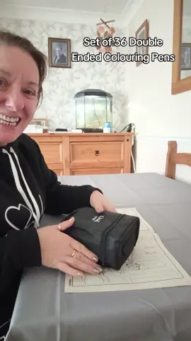 #tiktokmademebuyit #foryoudays #colouringpens #anxiety #colouring #calming #MentalHealth #colourful #healthymindset #tiktokshop #showcase #fruitloopypoopy @Uebezz mall 