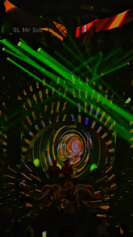 Anh sẽ đợi em và vẫn mãi đợi em…🙂‍↕️|Empire Club 8 #tamtrang#nhactamtrang#remix#barquan1#empireclubquan1#empireclubsaigon#empireclub#bar  