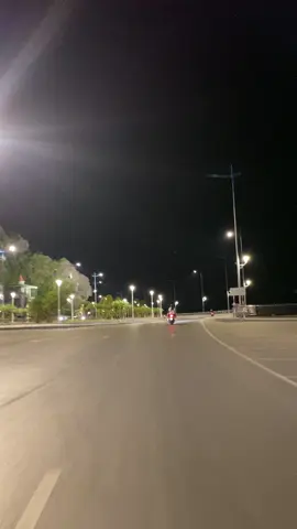 Có ny mà tối lượn Hạ Long chill chill thì hết nước chấm nhỉ😊😊#xuhuongtiktok #14quảngninh❤️ #hạlong 