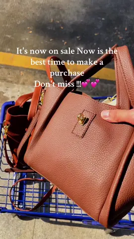 POV: I finally found it!!💕💕 #laborday #halloween2024 #falldealsforyou #blackfriday #christmas #fashion #tiktok #blackfridayearlydeals #tiktokshopblackfriday #tiktokshopcybermonday #tiktokshopholidayhaul #shoulderbag #crossbodybag #commutingbag #casual #bag #outdoor #bucketbag #handbag #totebags #cute #casual #simple 