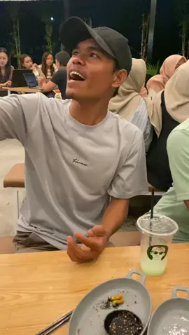 bro😎 #treanding #fypシ #bimatiktok #bimapride #nongki #Bentokopi @studio_kita @Chenk_Fhen 