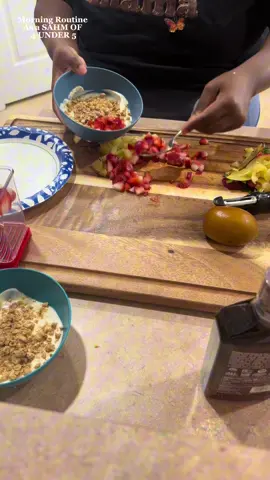 When I say nothing goes to waste here I mean it 🫠 #toddlerlife #momcontent #cooking #ditl #toddlerlife #momlife #morningroutine #momofmultiples #sahmlife