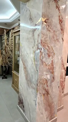 columna revestida en stucco veneziano, tonos tierra y detalles en oro..  . . . . . . . . . . . . . . . . . . . . . . #venezuela🇻🇪 #talentonacional🇻🇪 #hechoenvenezuela #artistas #arte #remodelacion #artwork #stuccoveneziano #diseños #decoracion 