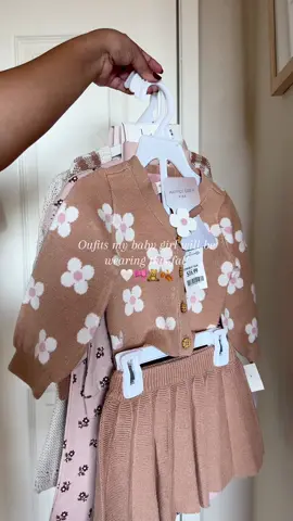 I loveee girl clothes 🥹🫶🏽🍂 #fallhaul #babygirloutfit #marshalls #tjmaxx #marshallsfinds #tjmaxxfinds #rossfinds #motherhood #newmom #fall2024 #girlmom #toddlermom #firsttimemom #fyp 