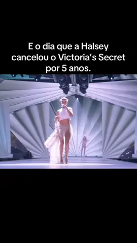 Ela não é boba nem nada. Era uma vez o Victoria’s SECRET!#victoriassecret #fy #fyp 