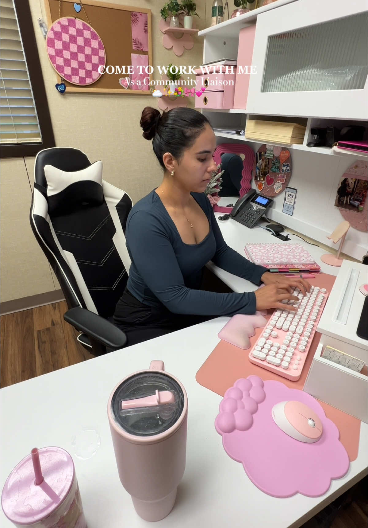 Different morning today 🌥️✨🎀💐 #workvlog #workvlogs #pinkoffice #cometoworkwithme #asmrmorningroutine #asthectic #dayinthelifeasacommunityliaison #officelife #officejob #schoollife #communityliaison #schoolemployee #dayinthelifevlog #officevlogs #typingasmr #asmr #asmrvideo #asmrvlog #workmorningroutine #morningroutine #trending #viralvideo #workroutine #officegirly #fyp #officeasmr #paratii #dayattheoffice #viralvideos #trendingsound #officeasmr#workday #foryoupagе #venconmigo 