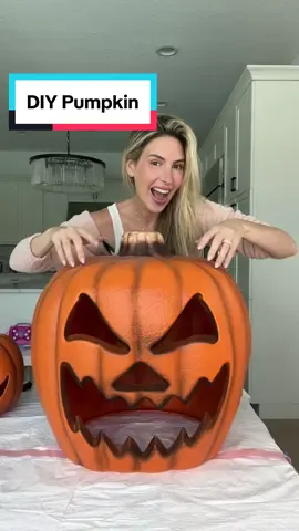 I can’t believe how real this looks! 😱 DIY faux ceramic pumpkin 🎃