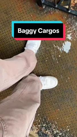 Best pacsun baggy cargo / carpenter jeans for only $30 right now #tiktokmademebuyit #tiktokmarketplace #tiktokshop #pants #cargos #baggypants #falldealsforyou 