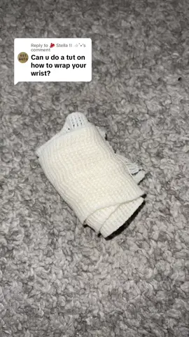 Replying to @🥩 Stella !! ∘✩˚• dont mind the books #fyppppppppppppppppppppppp #fypシ #fypシ゚ #fyp 