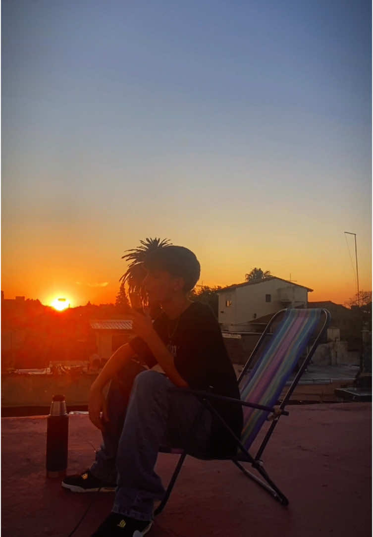 “Pájaros” YA DISPONIBLE EN TODAS LAS PLATAFORMAS DIGITALEEES 🕊️🕊️🕊️ Youtube: Lucas Hepper #artistsoftiktok #musica #argentina #duki #khea #lyrics #fyp #artistaemergente #spotify 