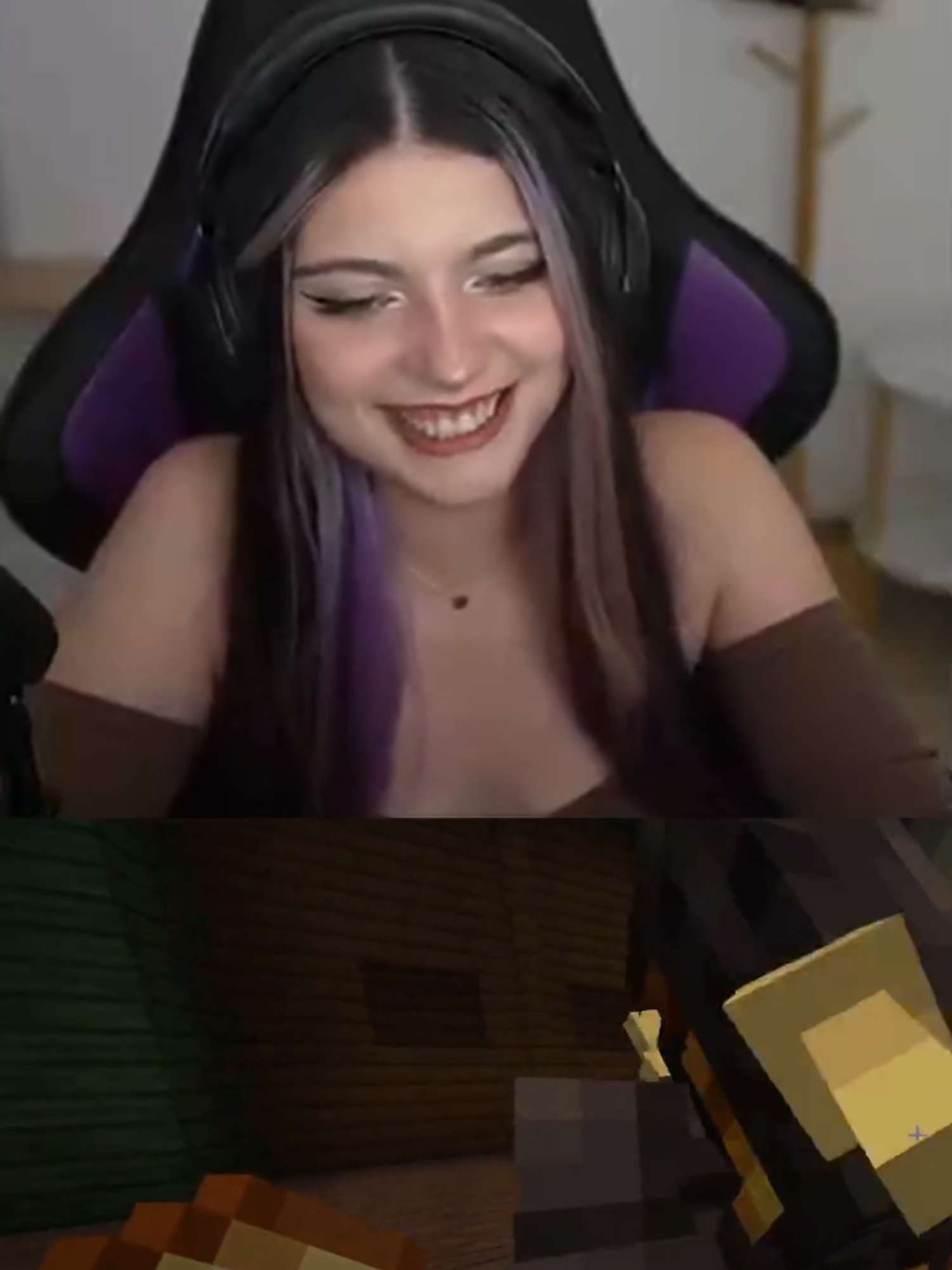 Cuantos bits por unos besitos de esta chica tan sexy #viral #parati #foruyou #longervideo #westcol #westcoltiktoker #westcolombia #westcolclips #westcolkick #dedsafio #minecraftbuilding #minecraftmemes #maicraft #stramer #girlofnox #julieta