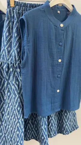 #Doublelayer #doublelayer #เสื้อพื้นเมือง #เสื้อผ้าสาลู #เสื้อคอจีน #เสื้อคอจีนแขนกุด #กระโปรงสาลู #กระโปรงยาว #กระโปรงผ้าฝ้าย 