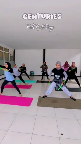 Poundfit Kudus setiap Rabu pagi #gymmotivation #gym #kuduspride #gymwanitakudus #gymkudus #whygym #bentukbadan #bulking #gymmotivation #gymlover #kudus #kudus24jam #whygymkudus