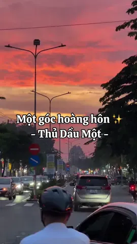 Đôi khi những khoảng khắc đơn giản nhất lại là những khoảng khắc đẹp nhất ✨ Góc hoàng hôn 16/10 🌅           #diemmybinhduong #thudaumot  #binhduong #chill #foryou 