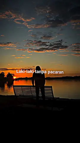 Sendiri itu nikmati, syukuri dan jangan lupa bersujud kepada sang kuasa illahi🥀 #storywa #katakata  #fyp #beranda #sadstory #ppramadhan2025 