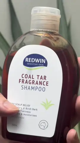 Đánh bay gàu ngứa, lấy lại sự tự tin với Redwin Coal Tar Công thức chuyên biệt với thành phần chính là than đá (coal tar) giúp làm sạch da đầu, giảm thiểu tình trạng bong tróc và khô ngứa da đầu nhờ cơ chế dưỡng ẩm trong lô hội và chiết xuất từ cây bạch dương. Phái mạnh xứng đáng với sự chăm sóc tốt nhất! All things for body and facial #andplus #menshealth #Rosken #Redwin #AustraliasNo1 #HL #holyland #holylandcosmetic #Israel #skincare #Roskendryskinwash #forbodyandfacial #faceandbody #bodywash #facecleanser #haircare #Redwinteatreeshampoo #HLsunbrella #Sunbrella #sunprotector #SPF30 #Goli #GoliGummy #Vitamins #Supplements #healthcare #skincare #skincareformen #skincareproduct #skincareroutine