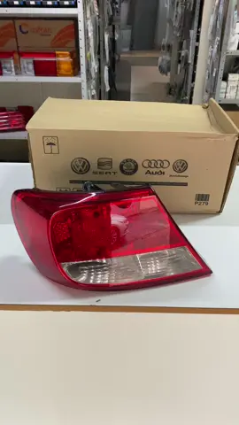 Lanterna traseira esquerda Gol G5 original VW. #gol #golg5 #volkswagen 