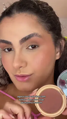 Aquele blush marrom que sempre é ignorado mas vai te surpreender 💖 Loja Iza Make #blushchocofun #blushfenzza #chocofun 