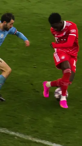 Bernardo double-nutmeg 😮‍💨 #UCL 