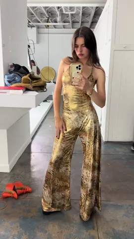 *bts* october shoot - red was my favorite 🌹 . if you wanna see more check out my ig