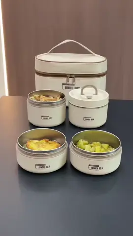 Kotak makan lunch box stainless steel. Wajib punya nih... #lunchbox  #lunchboxstainless  #kotakmakan  #kotakmakansiang  #kotakmakanantitumpah  #kotakmakanstainless  #kotakbekal  #kotakbekalantitumpah  #cuantanpabatas 