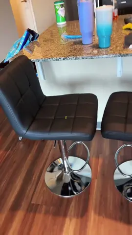 i love these stools