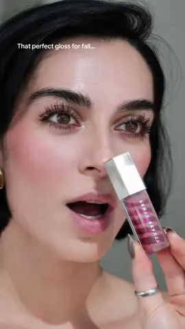 @Fenty Beauty did it again …. twisted lip fussy flex gloss bomb🍇🍇🍇🍇🍇 ##fentyglossbomb##falllipcombo