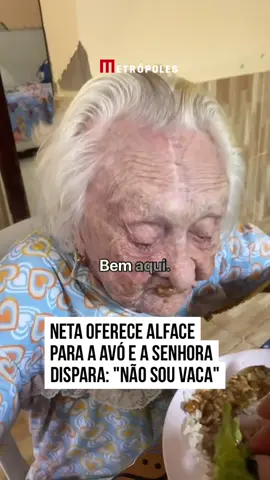 😂 A senhora Docéu aproveitava a paz de sua #casa para fazer a refeição quando a #neta decidiu tirá-la do sério. Maria Imaculada ofereceu um #alface para a matriarca e a chefe de família disparou na hora: 