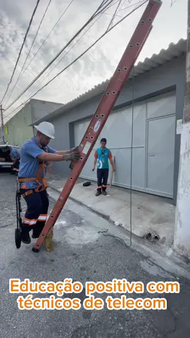 Com um pedido desses quem não obedece né? 🤣 #provedordeinternet #futeltelecom #fibraoptica #telecom #marketing #educacaopositiva #viralvideos 