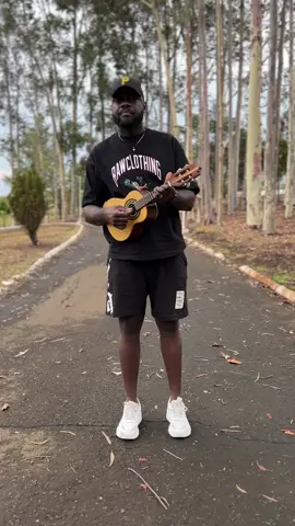 🎵Escape.” @renascerpraiseoficial  . . Vamos lá comente e compartilhe com seus amigos