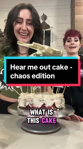 Not your normal hear me out cake @Ann Mossy #hearmeout #cake 