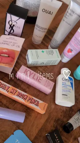 I know @Ulta Beauty hates to see me coming when there's a free gift with online purchase 🤭 I love all of these free mini beauty items that I got 😍 I'm gonna give some away to my friends so that they can restock their travel stash bc I recently replenished mine lol (6 vids back from this one if you're curious)  #ulta #ultabeauty #ultahaul #ultabeautyhaul #ultabeautyonlinehaul  #ultaminis #ultaminiaturebeauty #minibeauty #minibeautyitems #minibeautyproducts #travelsizedbeauty 