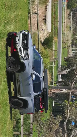 🔥 Ready to conquer Mount Everest... or just the potholes in your neighborhood! Feast your eyes on this fully pimped 2023 Amarok. #hamer4x4 #amarokadventures #Amarok #AmarokAventura #amarok4x4