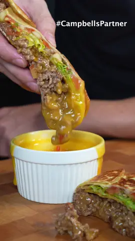 #CampbellsPartner I had so much fun at the Flavor House with @Campbell’s Soup ! Check out these Spicy Crunchy Nacho Wraps I made during one of the challenges. 