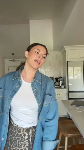 Not my typical content on this page, but i like to sing sometimes 🤓 #vienna#billyjoel#singingtok #singtok 