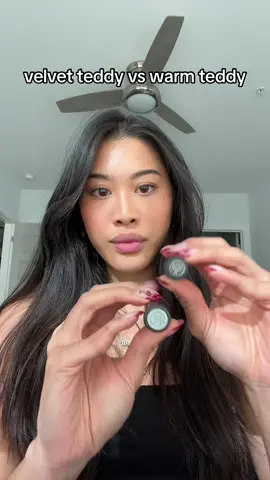the difference between velvet teddy and warm teddy 🤩 #maccosmetics #velvetteddy #velvetteddymac #macvelvetteddy #pinklipstick #lipstick #90slip #90slipstick #phoebebuffay #warmteddy #warmteddymac 