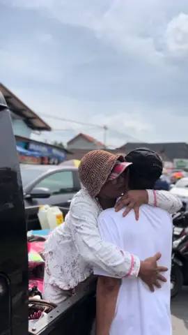 “Selamat Siang” SALAM PERUBAHAN #siaptandang #malanggemilang #abahgunawan #salamperubahan #bupatimalang #rumahrakyat #pasar #bululawang #pasarrakyat #kabupatenmalang #umkm #jawatimur #pemimpin 