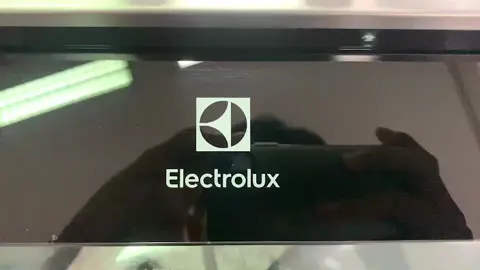 เพลิดเพลินไปกับการปรุงอาหารด้วยเตาแก๊สตั้งโต๊ะ จาก ELECTROLUX จำนวน 2 หัวเตา มีดีไซน์ที่โดดเด่นเป็นเอกลักษณ์ เข้ากับการตกแต่งครัวทุกรูปแบบ รุ่น ETG726BXS #เตาแก๊ส2หัว   #ELECTROLUX #ร้านเอวีโฮม101