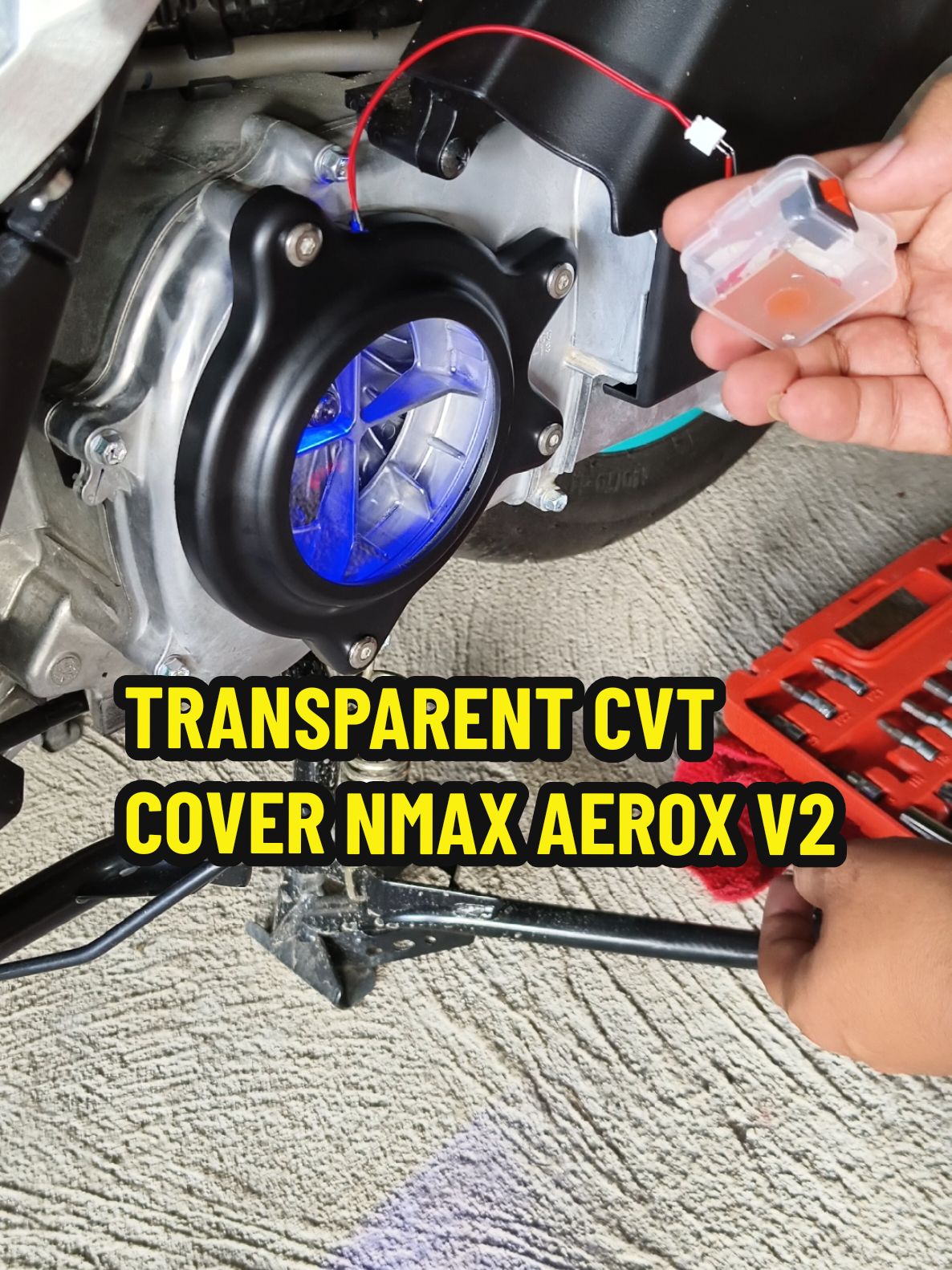 TRANSPARENT CVT COVER WITH LIGHTS NMAX AEROX V2 #aerox #aerox155 #aeroxv2 #aeroxmodifikasi  #embmotovlogg #nmax155  #nmax155vva #nmax155v2 #yamahanmax #nmaxv2 #nmaxphilippines #nmax2020 #nmaxproject #carbonlodi #carbonparts #nmaxcarbonparts #nmaxcarbon