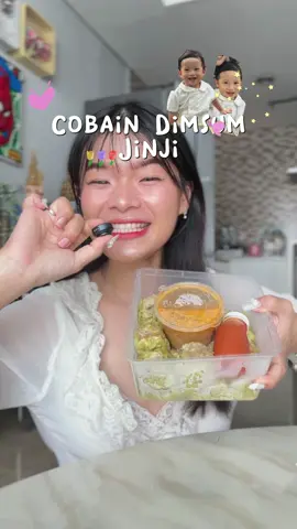 sampe jakarta langsung kita gas mam dimsum jinji😋 ENAKKK @shadirafirdausi 💨 #wualaaa 